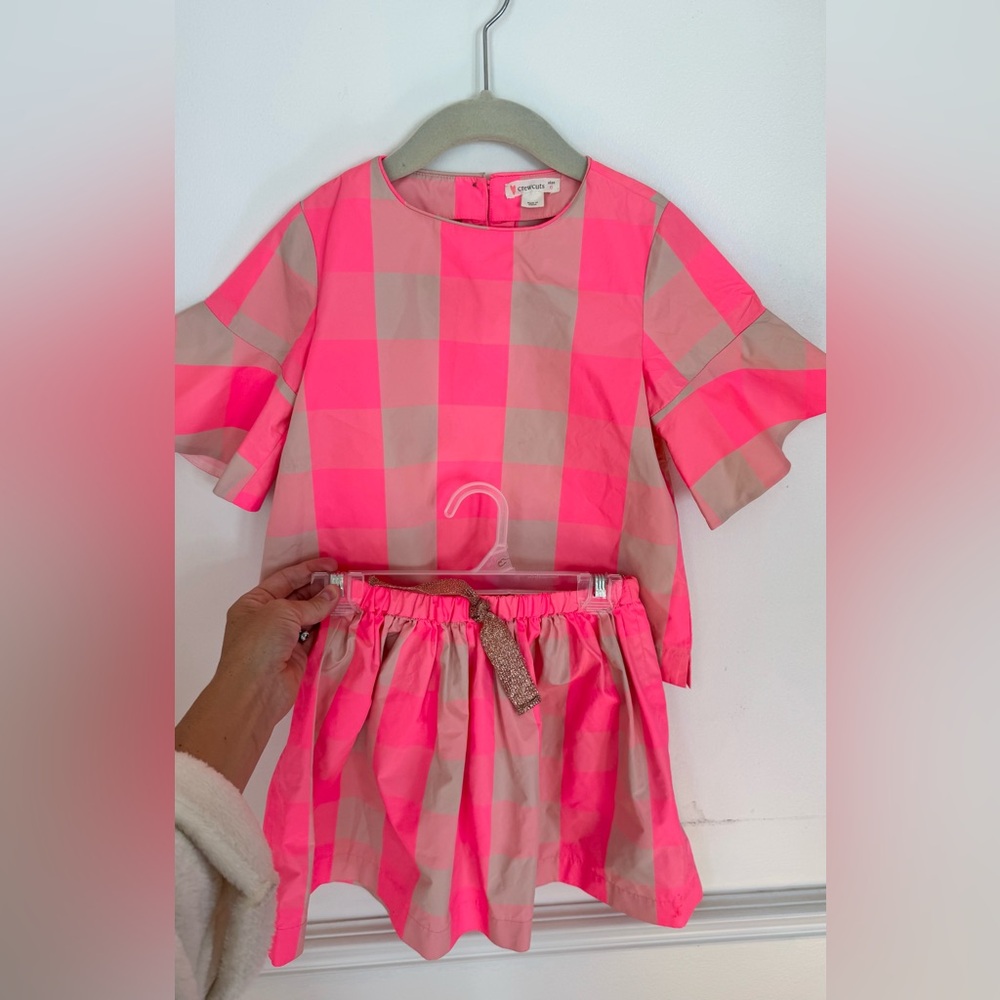 Crewcuts Girl’s adorable neon pink set